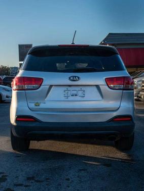 2017 Kia Sorento L