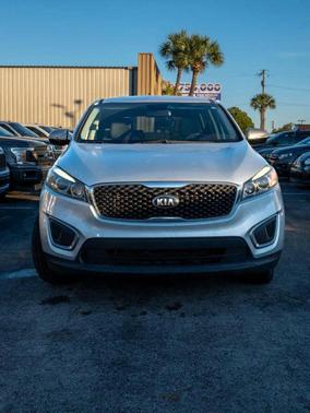 2017 Kia Sorento L