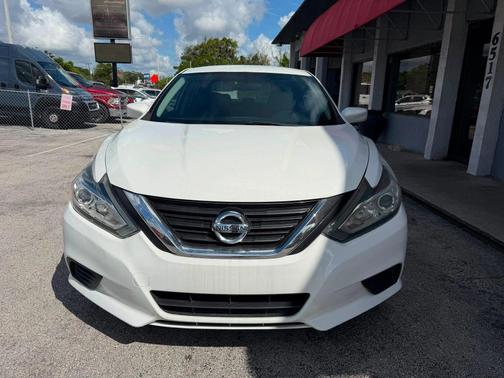 WHITE 2017 Nissan Altima 2.5 S