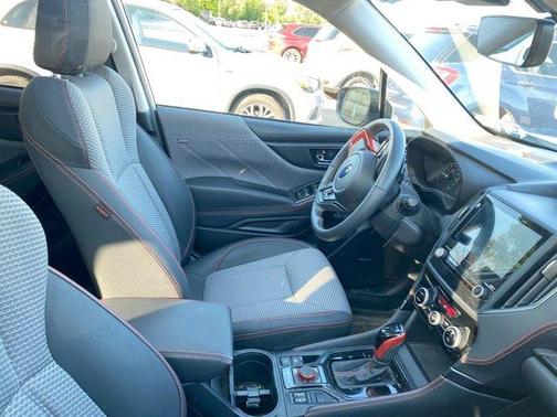 Crystal White Pearl 2024 Subaru Forester Sport