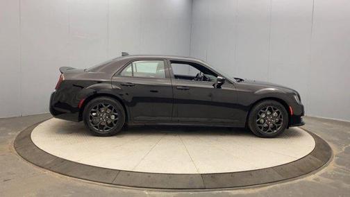 2022 Chrysler 300 S
