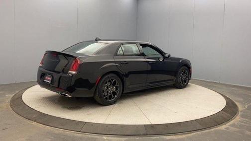 2022 Chrysler 300 S
