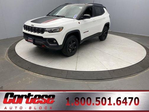 2023 Jeep Compass Trailhawk