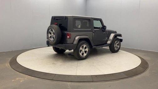 Granite Crystal Clearcoat Metallic 2017 Jeep Wrangler Sahara