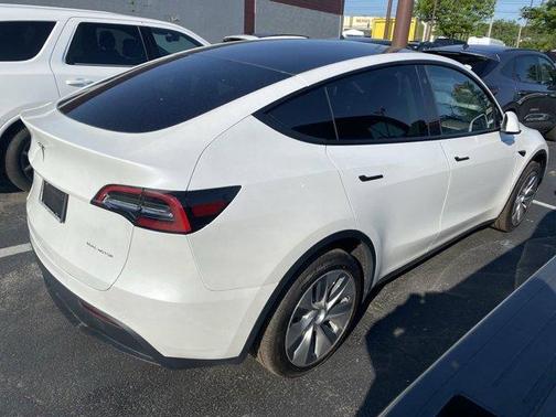 2022 Tesla Model Y Long Range