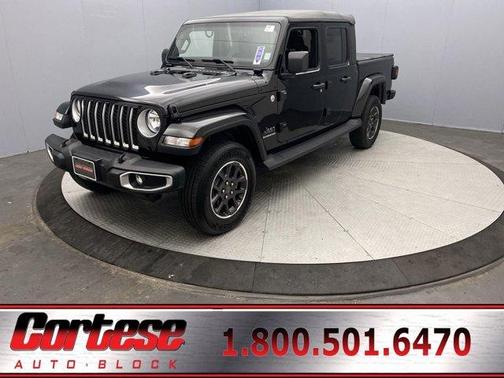 2022 Jeep Gladiator Overland