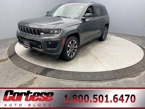 2022 Jeep Grand Cherokee Overland