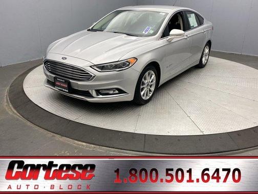 2017 Ford Fusion Hybrid SE