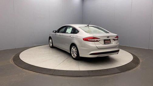 2017 Ford Fusion Hybrid SE