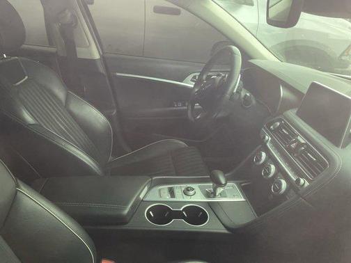 2019 Genesis G70 2.0T Advanced