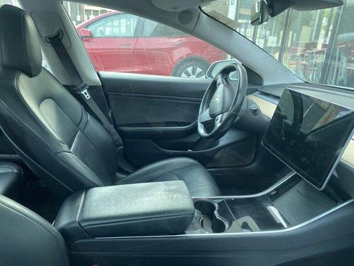 2017 Tesla Model 3 Long Range