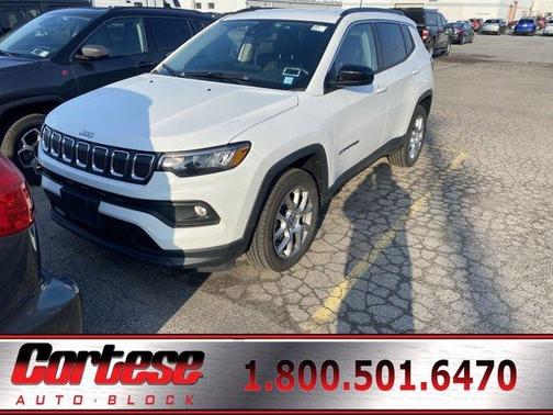 2022 Jeep Compass Latitude Lux
