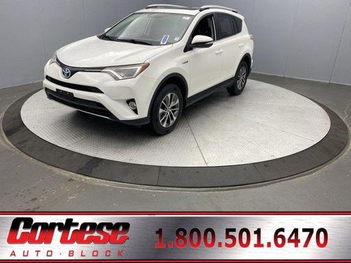 2016 Toyota RAV4 Hybrid XLE