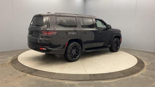 2025 Jeep Wagoneer Series II