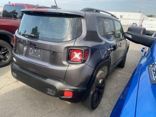 2017 Jeep Renegade Altitude