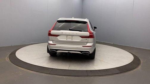 2019 Volvo XC60 T8 R-Design