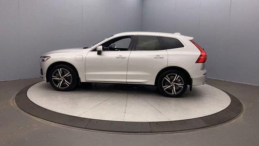 2019 Volvo XC60 T8 R-Design