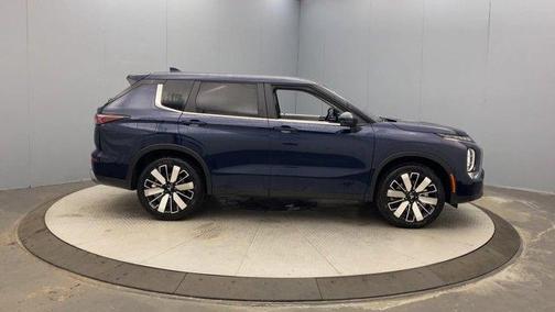 2026 Mitsubishi Outlander 