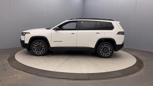 Bright White Clearcoat 2026 Jeep Cherokee LAREDO/LIMITED