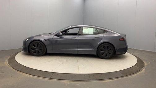 2022 Tesla Model S Base