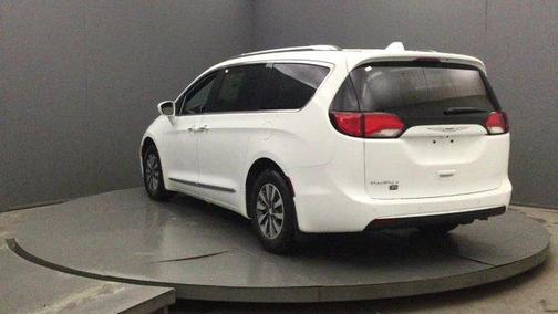2020 Chrysler Pacifica Touring-L Plus