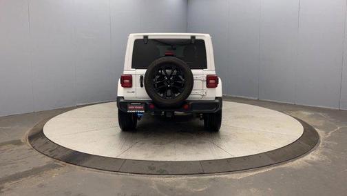 Bright White Clearcoat 2022 Jeep Wrangler Unlimited 4xe Sahara