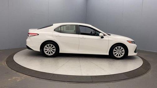 White 2018 Toyota Camry LE