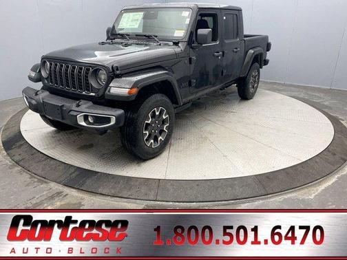 2026 Jeep Gladiator Sport