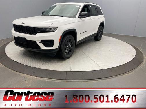 2025 Jeep Grand Cherokee Laredo