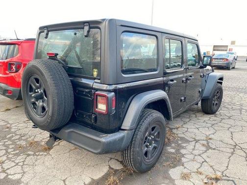 2022 Jeep Wrangler Unlimited Sport