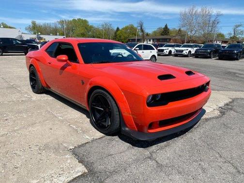 Go Mango! 2023 Dodge Challenger SRT Hellcat