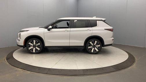 2025 Mitsubishi Outlander 