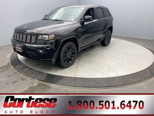 2022 Jeep Grand Cherokee WK Laredo