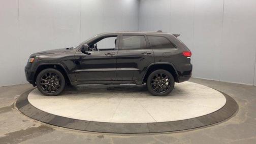 2022 Jeep Grand Cherokee WK Laredo