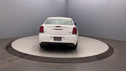 2023 Chrysler 300 Touring L