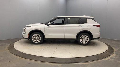 2025 Mitsubishi Outlander
