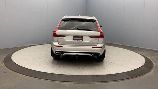 2019 Volvo XC60 T8 R-Design