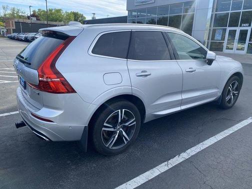 2019 Volvo XC60 T8 R-Design