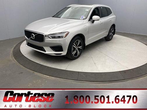 2019 Volvo XC60 T8 R-Design