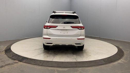 2024 Mitsubishi Outlander SEL Platinum Edition
