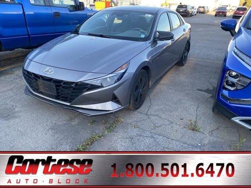2021 Hyundai ELANTRA SEL