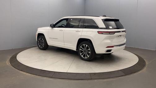 2025 Jeep Grand Cherokee Overland