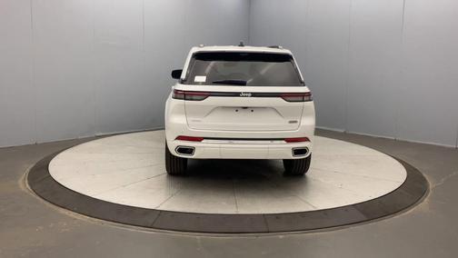 2025 Jeep Grand Cherokee Overland