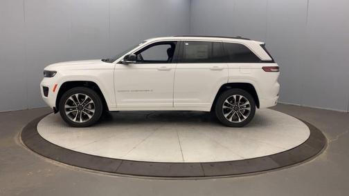 2025 Jeep Grand Cherokee Overland