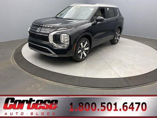 2025 Mitsubishi Outlander 