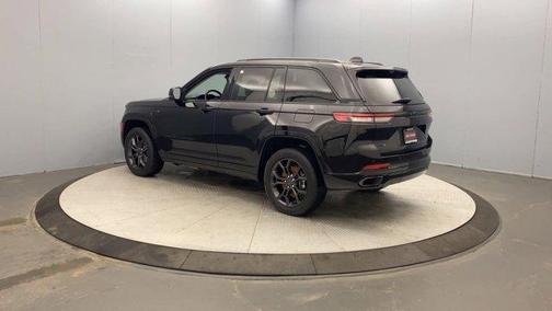 Diamond Black 2023 Jeep Grand Cherokee 4xe Base