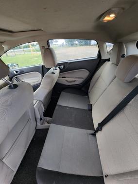 2016 Ford Fiesta SE