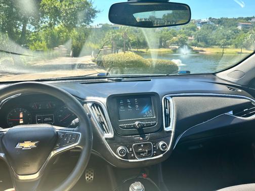 2017 Chevrolet Malibu 1LT