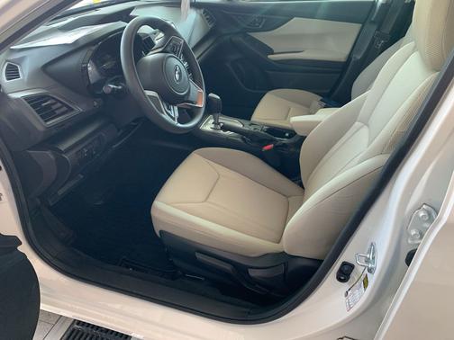 2023 Subaru Impreza Base