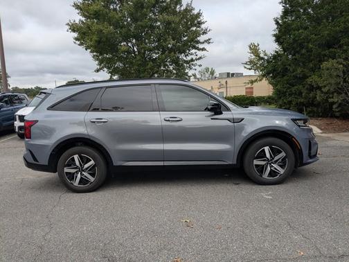 2023 Kia Sorento S
